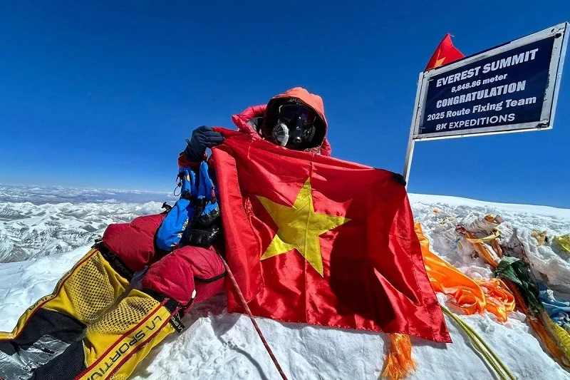 Chinh phục núi Everest có khó không?
